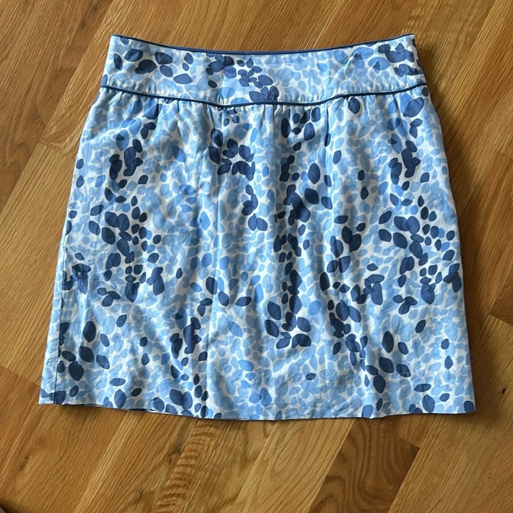 Vineyard vines blue skirt